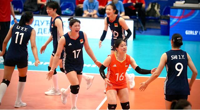 3-0打成3-2晋级八强！中国女排2局局末被翻盘，接应用人有待商榷